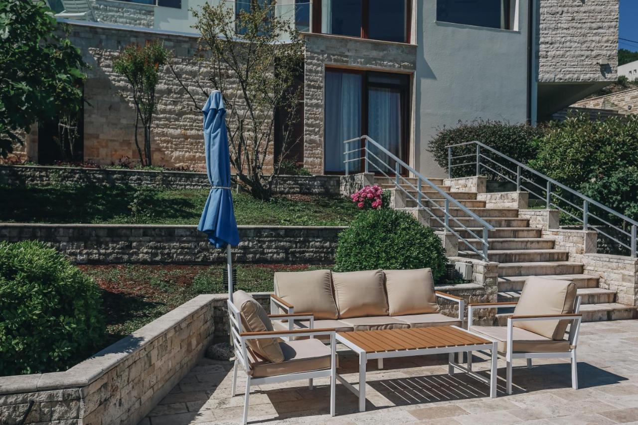 Villa Semiramis Tivat Exterior foto